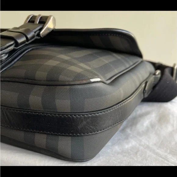 Burberry Crossbody Bag - Picture 10 of 12